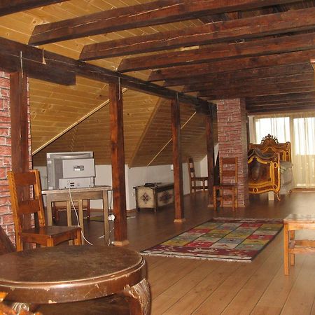 Pension Irina Hotel Арефу Екстериор снимка