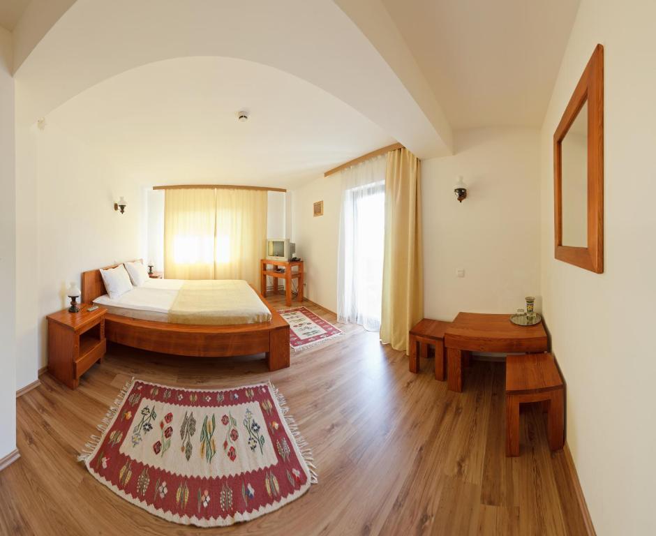 Pension Irina Hotel Арефу Екстериор снимка